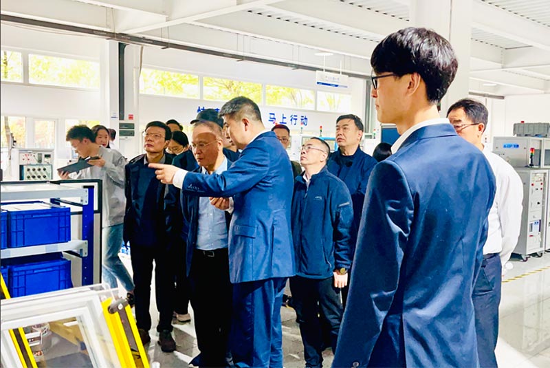 深化合作丨中國電器工業(yè)協(xié)會微電機分會八屆四次理事會一行到艾普智能參觀交流—AIP艾普